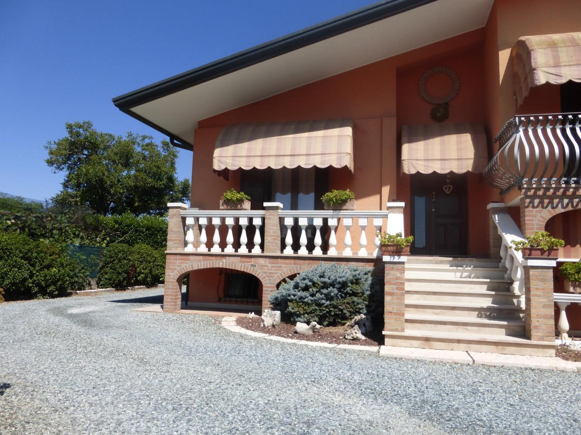 Appartamento Yestravel Noale Extérieur photo
